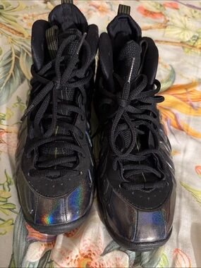 Nike Kids Black Iridescent Sneakers